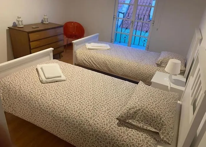 Charming Near Campo Martires Da Patria Daire Lisboa