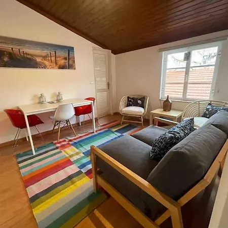 Charming Near Campo Martires Da Patria דירה ליסבון