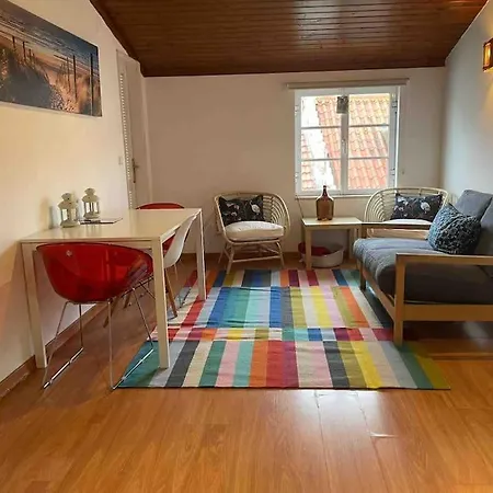 Charming Near Campo Martires Da Patria ליסבון